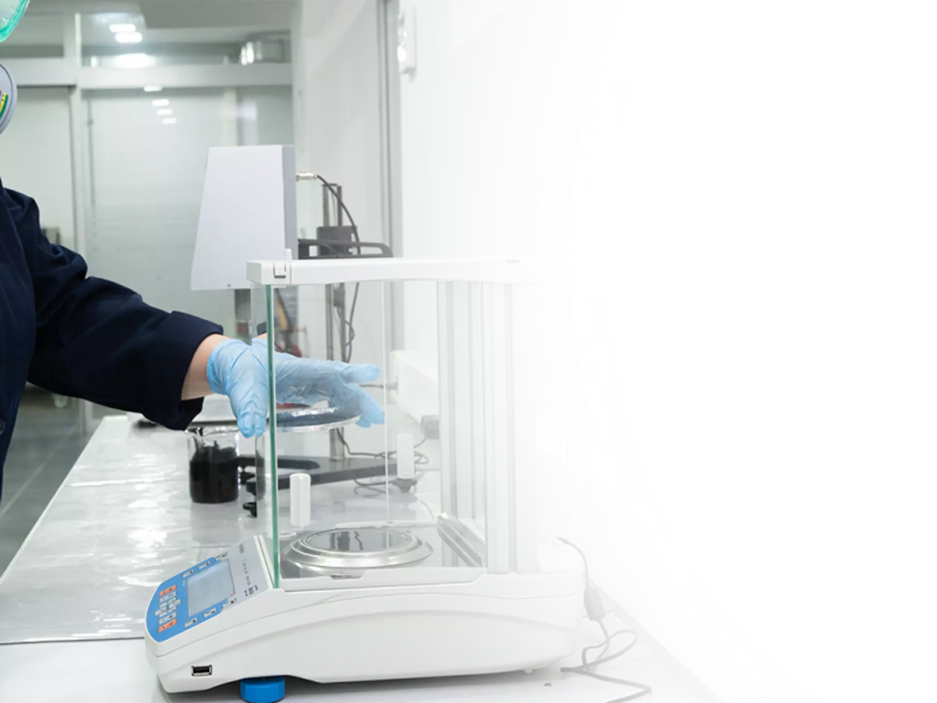 Adhesive Rubber to Plastic