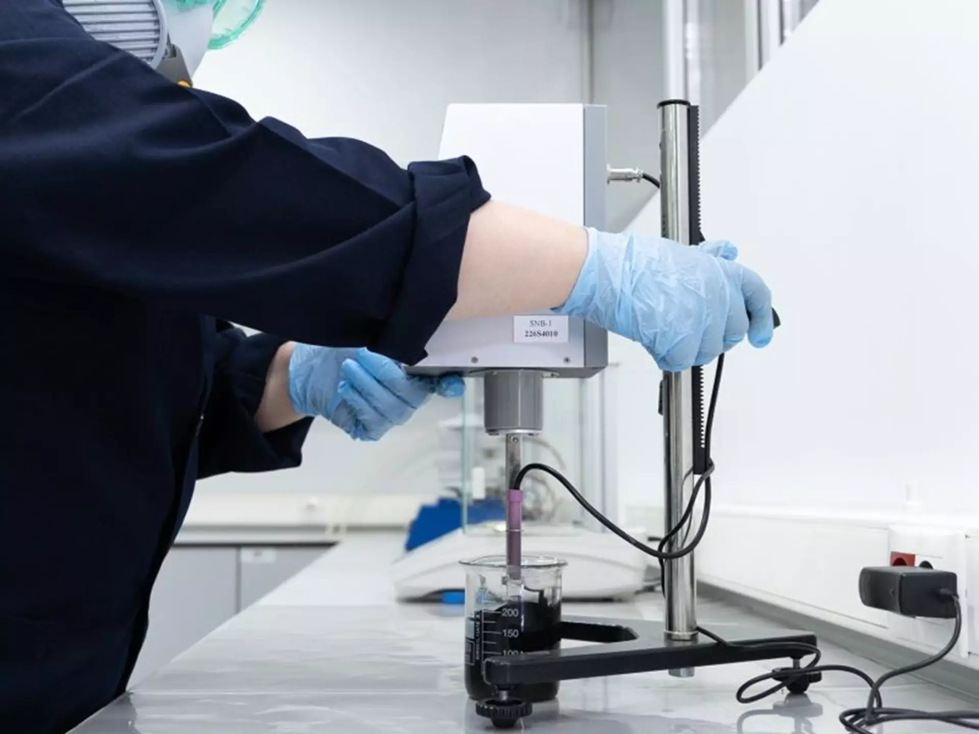Best Adhesive for Plastic to Rubber