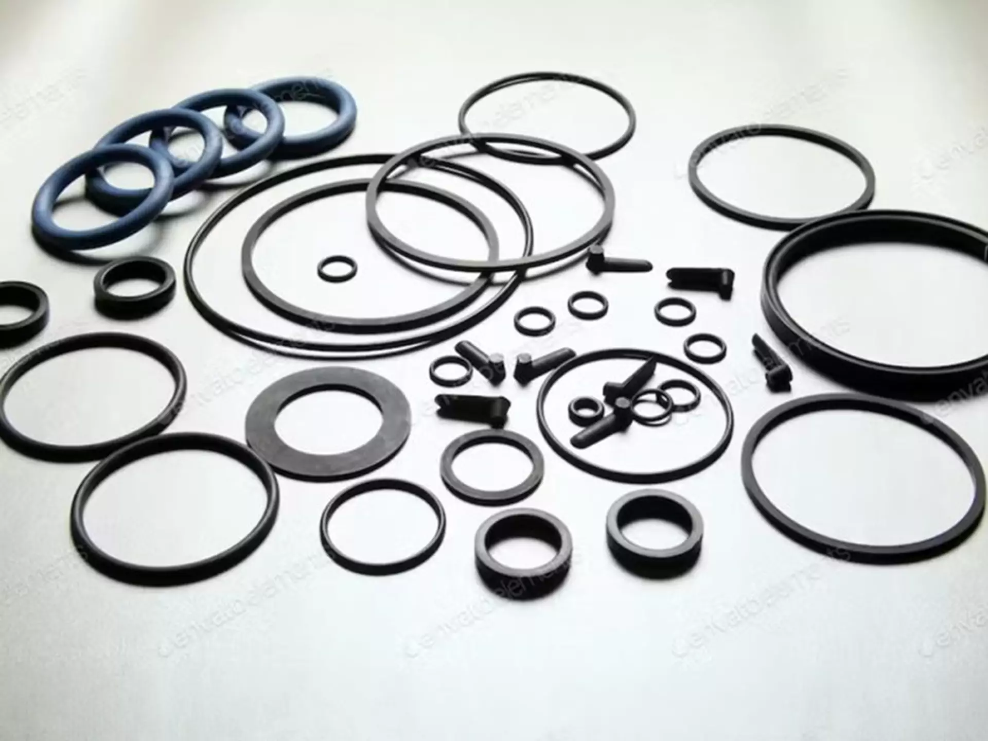 Best Adhesive for Rubber to Plastic 