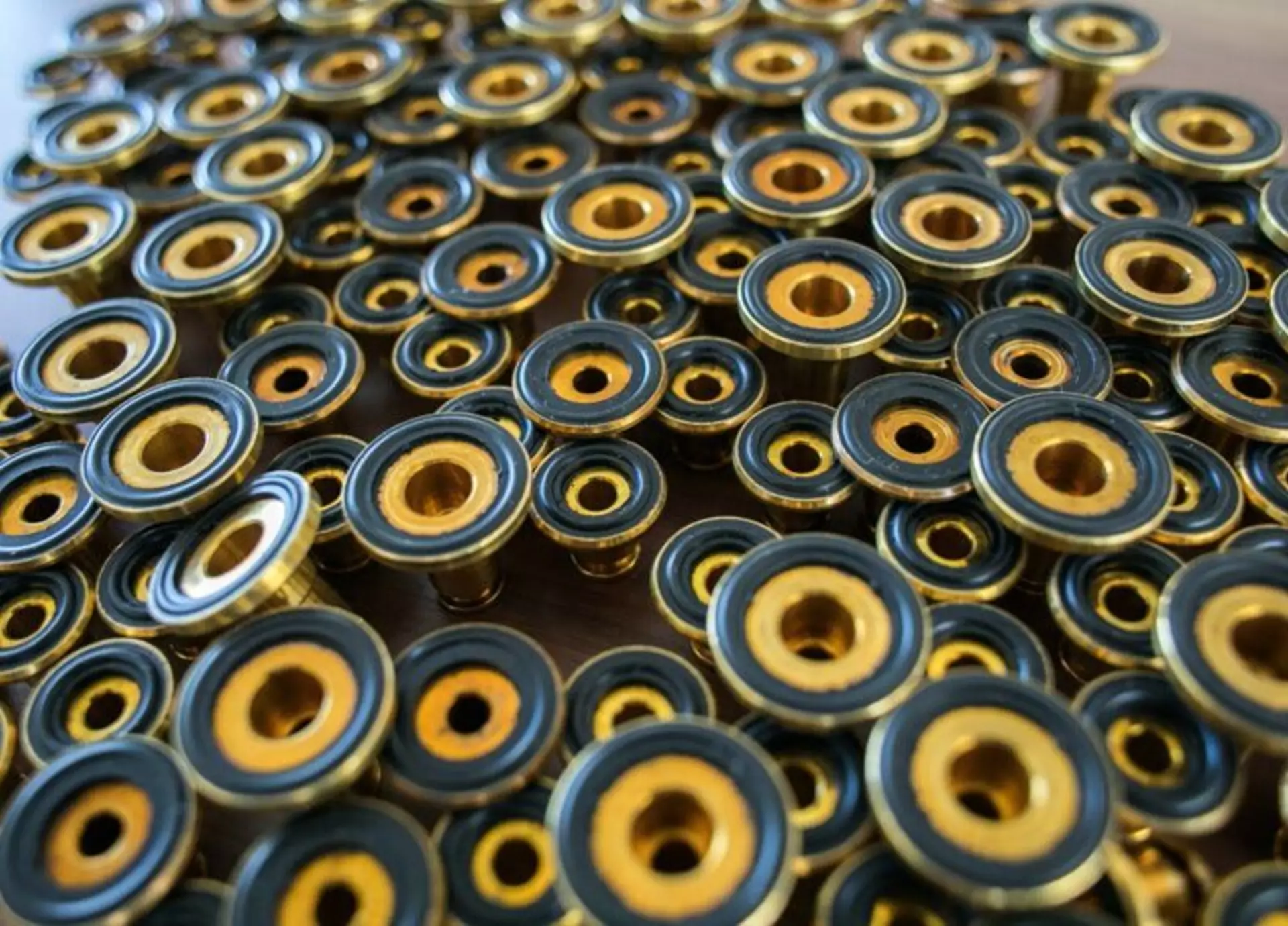 Best Rubber to Plastic Adhesive